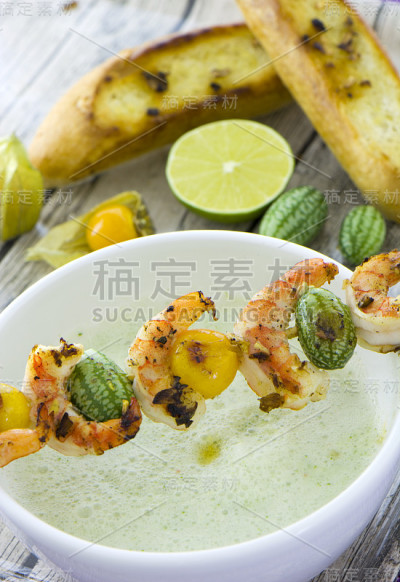 泡菜加虾汁?