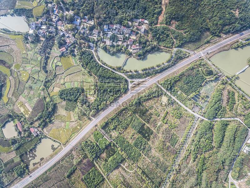 航拍鸟瞰室外道路景观