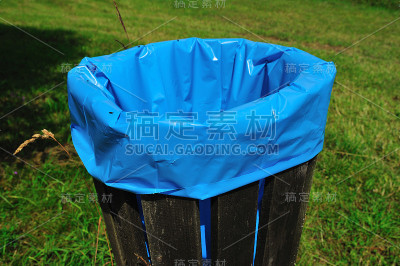 垃圾桶