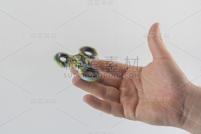 烦躁不安的转轮