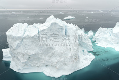 格陵兰岛北冰洋上的冰山