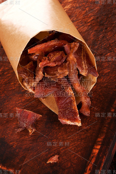 牛肉干。