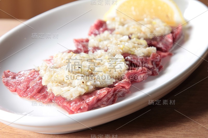 生牛肉