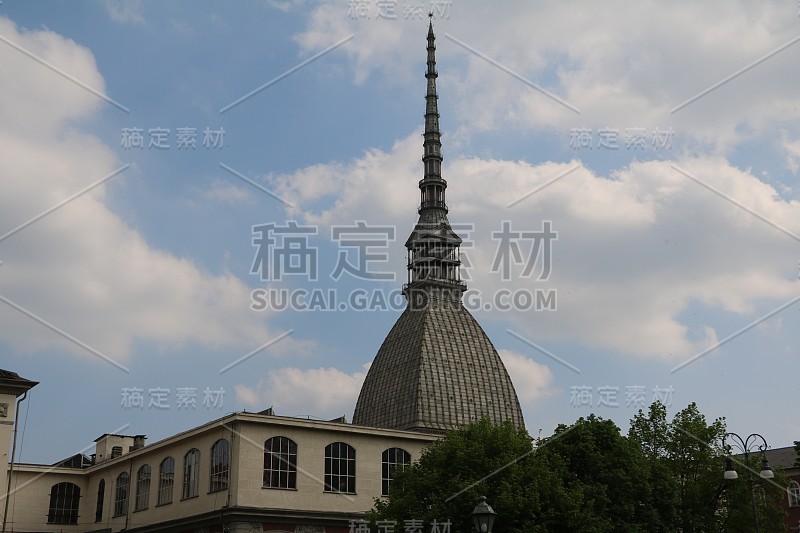 位于意大利皮埃蒙特的Turin的Mole Antonelliana的圆顶