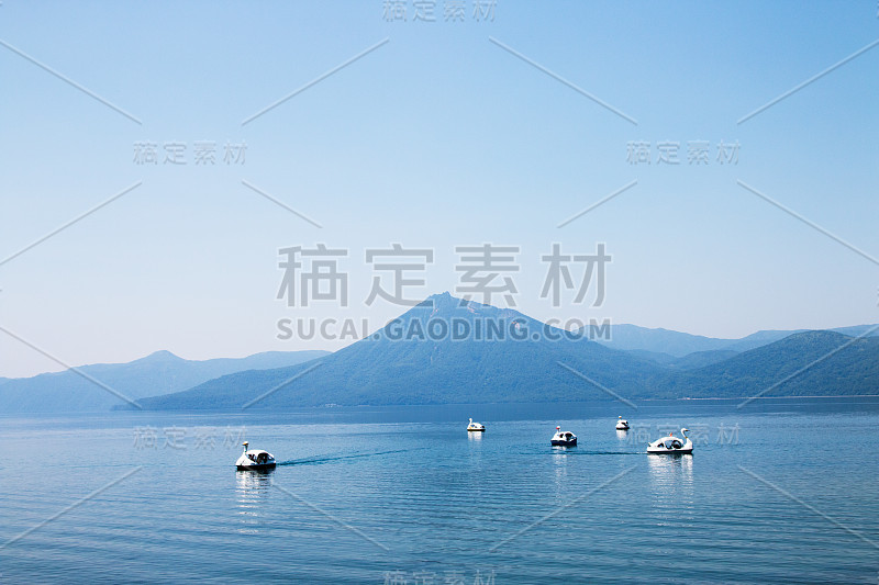 天鹅堡湖