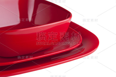 红色的餐盘