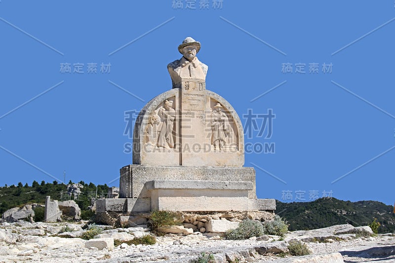 Charloun Rieu纪念碑，Les baux de provence，法国。