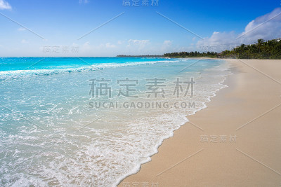 玛雅里维埃拉的阿库马尔加勒比海滩