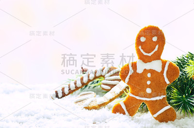 姜饼和圣诞树的树枝