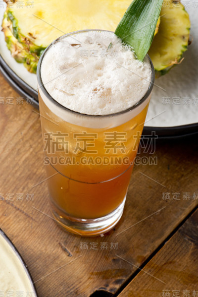 鸡尾酒