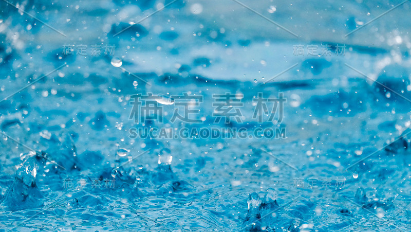水