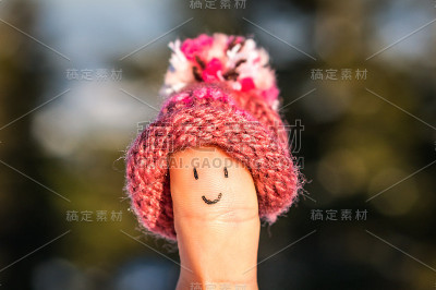 拇指与帽