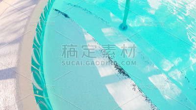 室外游泳池