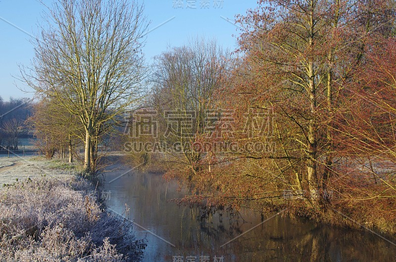 欧洲法国冬天的乡村风景