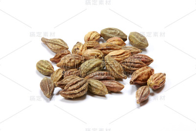 在磨碎之前添加到食谱中的干哈拉水果