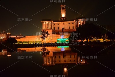 印度德里的Rashtrapati Bhawan五颜六色的夜景，著名的Rashtrapati Bhaw