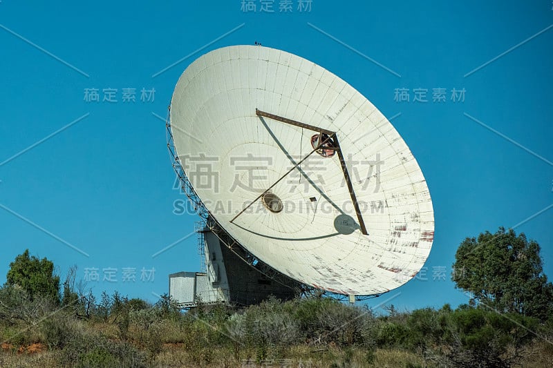 在澳大利亚卡那封的太空月球征服天线