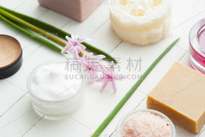 化妆品和风信子