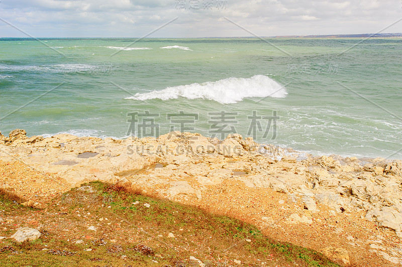 位于克里米亚塞瓦斯托波尔海岸的黑海