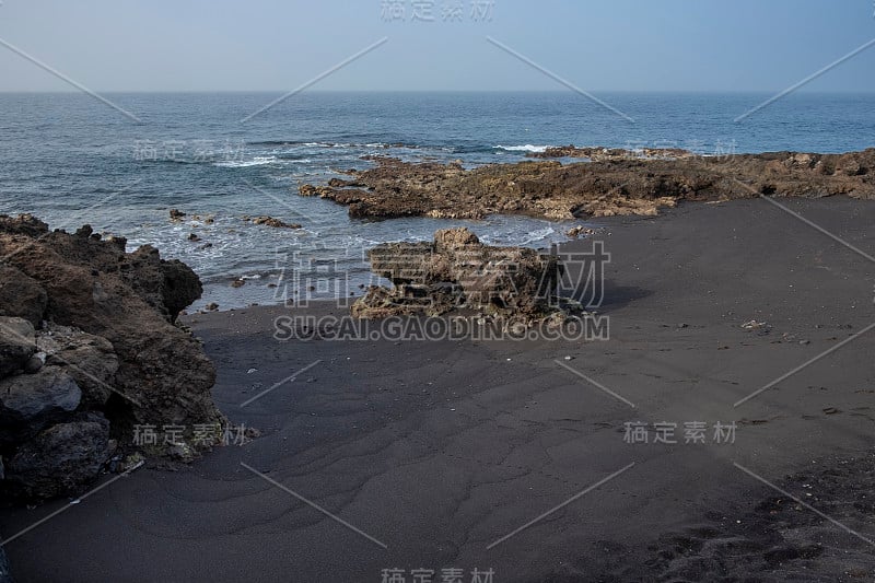 西班牙特内里费岛阿尔卡拉黑沙火山海滩