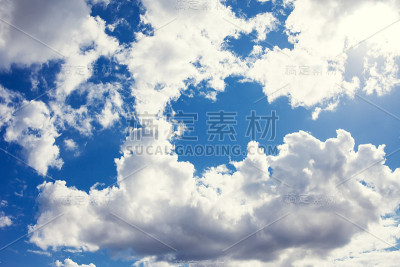 蓝天白云