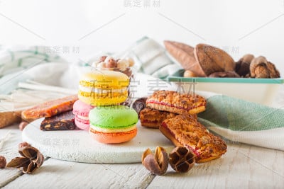 早餐麦片，饼干，坚果，干果和桔子
