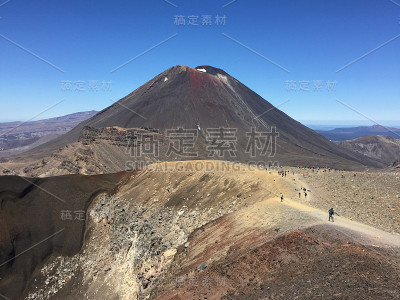 来自新西兰的火山景观和人们