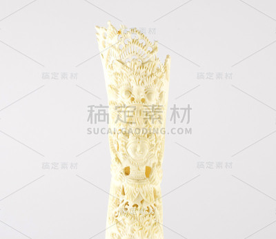 雕刻骨头