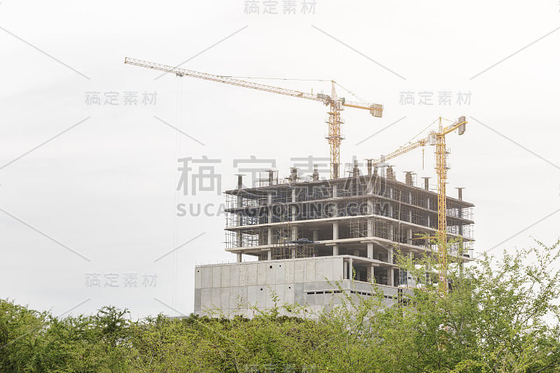 工业建筑采用塔式起重机