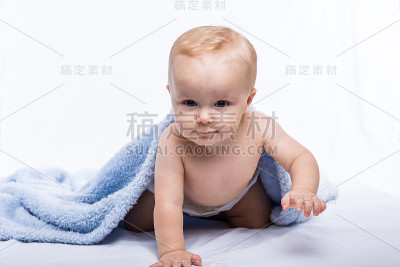 男婴