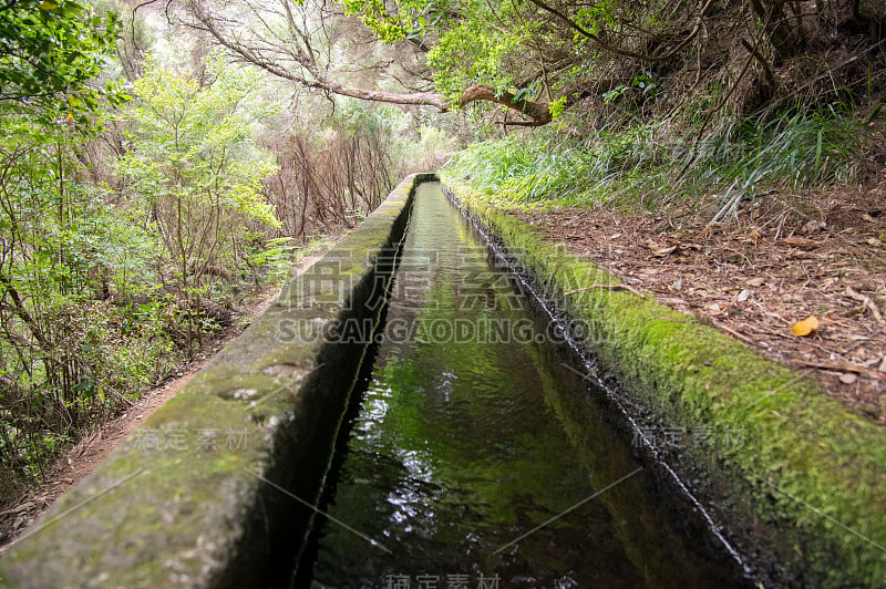 莱瓦达二十五号通道旅游路线拉巴路，马德拉岛