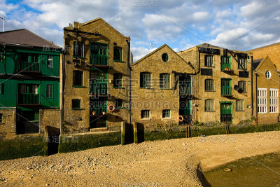 建筑在伦敦。金丝雀Wharf-Docklands区域。