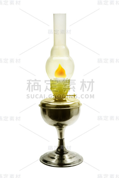 燃烧的煤油灯