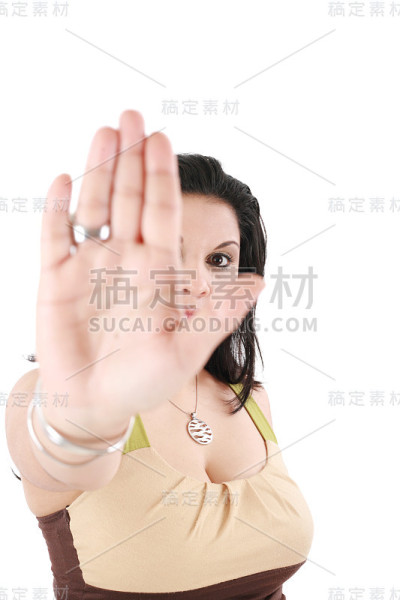 没有任何动作的少女