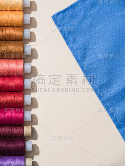 缝纫线线轴。从上面的观点