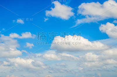 天空和云