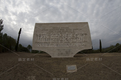 卡纳卡莱殉难者纪念碑从海上拍摄于土耳其卡纳卡莱加利波利