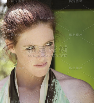 绿色的眼睛