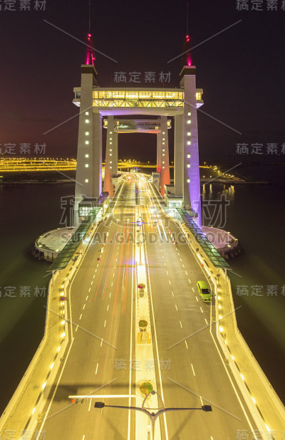 登加奴吊桥垂直全景图