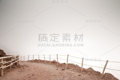 一直往上爬