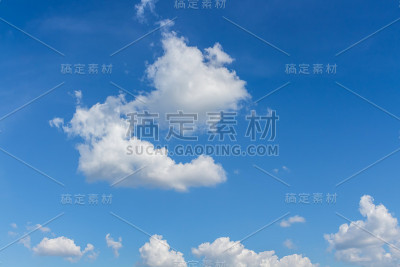 天空和云的背景