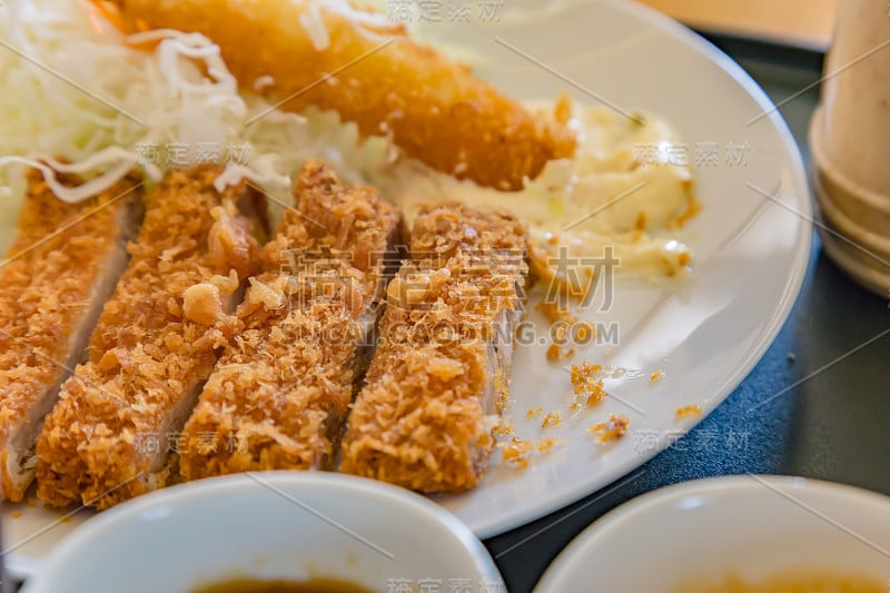 香酥炸猪肉，猪排，日本料理。