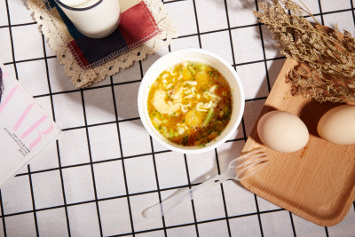 美食系列写实杯面方便面