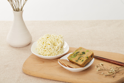 美食系列写实方便面泡面
