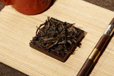 植物系列写实普洱茶