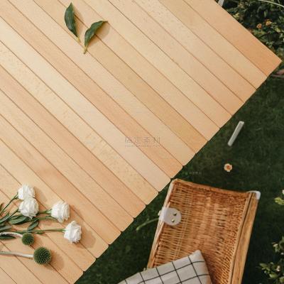 insMind Outdoor Background Wooden Picnic Table Garden Lawn Green Grass White Flowers