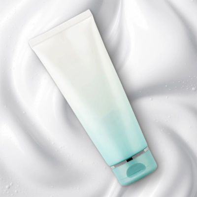 insMind Liquid Texture Ecommerce Product Image
