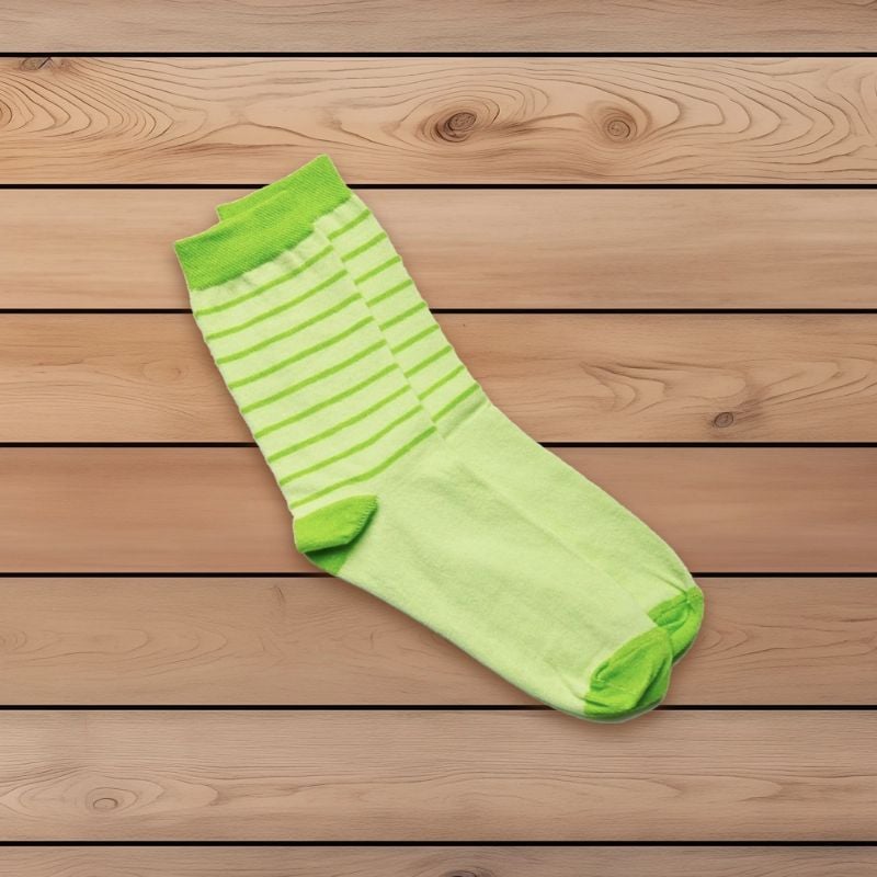 insMind Wood Texture Ecommerce Product Image