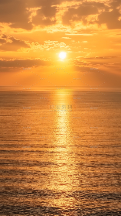 风光系列实景感日出夕阳照在水面上背景