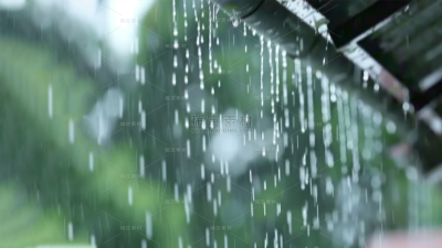 常规系列雨滴从屋檐下落通用背景素材
